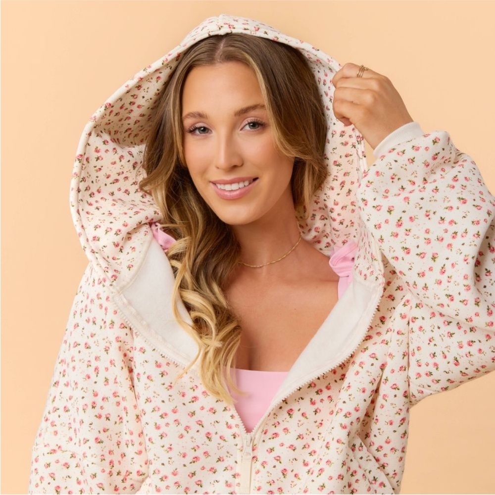 Women's Marshmallow Full Zip Hooded Sweatshirt - Blogilates in Cream Floral - Picture 6 of 8
